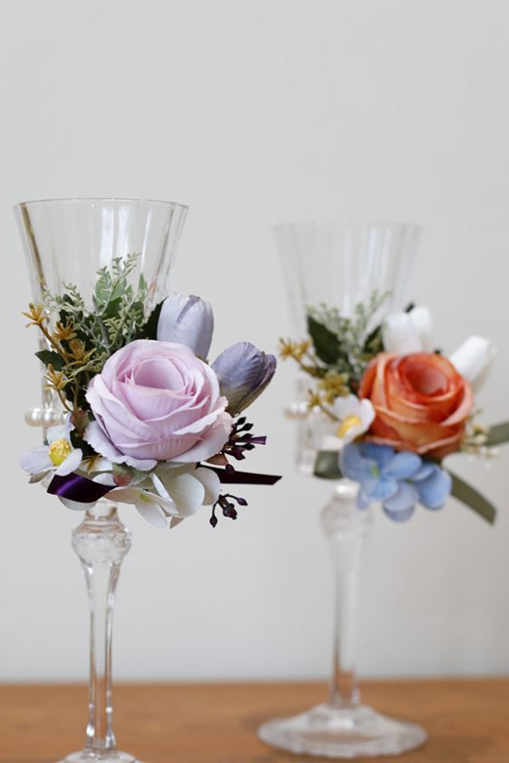 Apricot Prom Wrist Corsage und Herren Boutonniere für die Hochzeit