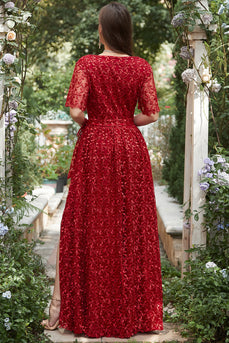 Ein rotes langes Brautjungfernkleid mit Linien-V-Ausschnitt und Stickerei