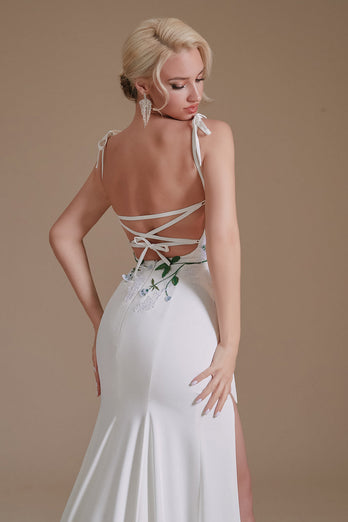 Weißes Meerjungfrauen Brautkleid mit rückenfreier Schleppe und Applikationen