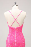 Glitzerndes Hot Pink Enge Pailletten V-Ausschnitt Homecoming-Kleid mit Fransen