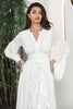 Laden Sie das Bild in den Galerie-Viewer, Weißes Boho-Kleid für Verlobungsfeiern mit langen Ärmeln und Spitze