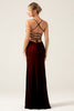 Laden Sie das Bild in den Galerie-Viewer, Etui Schwarzes rotes Brautjungfernkleid mit geschnürtem Rücken