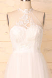 Hoher Hals Weißes Kleid