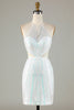 Laden Sie das Bild in den Galerie-Viewer, Weißes Pailletten-Neckholder-Enges Homecoming-Kleid mit Schnürung am Rücken