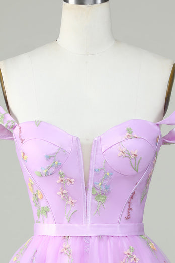 Schulterfreies Lavendelfarbenes Süßes Abendkleid mit Stickerei