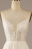 Glitzerndes Elfenbein Brautkleid mit Sweep Schleppe