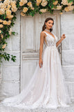 Wunderschönes Champagner Tüll Brautkleid mit tiefem V-Ausschnitt und Spitze