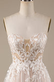 Champagner Tüll Abnehmbares schulterfreies Brautkleid mit Spitze
