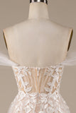 Champagner Tüll Abnehmbares schulterfreies Brautkleid mit Spitze