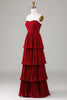 Laden Sie das Bild in den Galerie-Viewer, Trägerloses gestuftes burgunderfarbenes langes Brautjungfernkleid