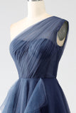 Dunkelgrünes Tüll-A-Linien-One-Shoulder-Kleid für den Abschlussball