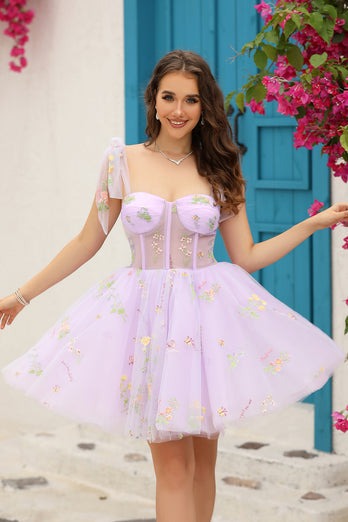 Lavendel Korsett Stickerei Kurzes Heimkehr Kleid