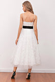 Weißes Spitze Midi Ballkleid (Gürtel nicht enthalten)