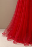 Rotes Liebeshemd Brautkleid mit Perle