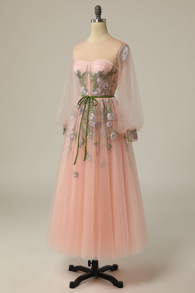 Laden Sie das Bild in den Galerie-Viewer, A-Linie Jewel Light Nude Langes Brautkleid mit Stickerei
