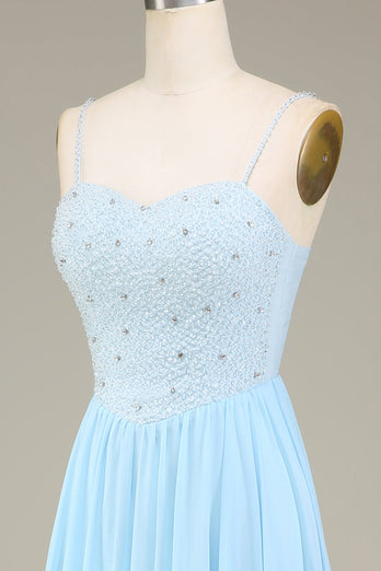 Himmelblaues A-Linien-Spaghettiträger-Chiffon-langes Brautjungfernkleid mit Perlenbesatz