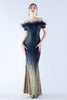 Laden Sie das Bild in den Galerie-Viewer, Dunkelgrünes schulterfreies Meerjungfrauen-Paillettenkleid mit Federn