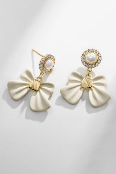 Weiße Schleife Ohrringe mit Perlen