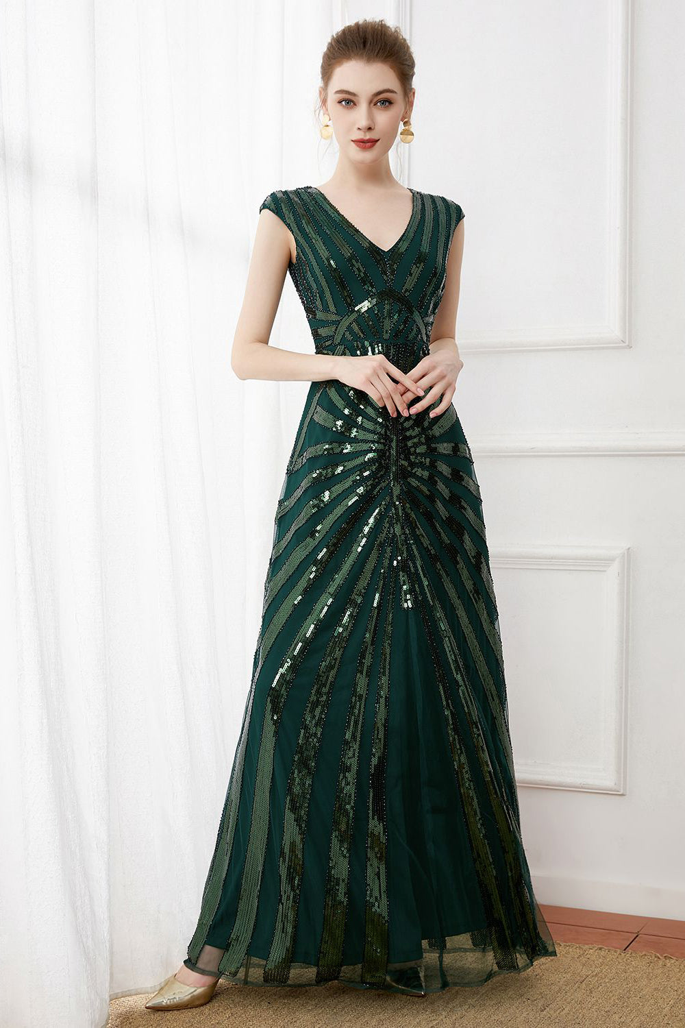 Dunkelgrünes Pailletten Langes Kleid aus den 1920er Jahren mit Perlen