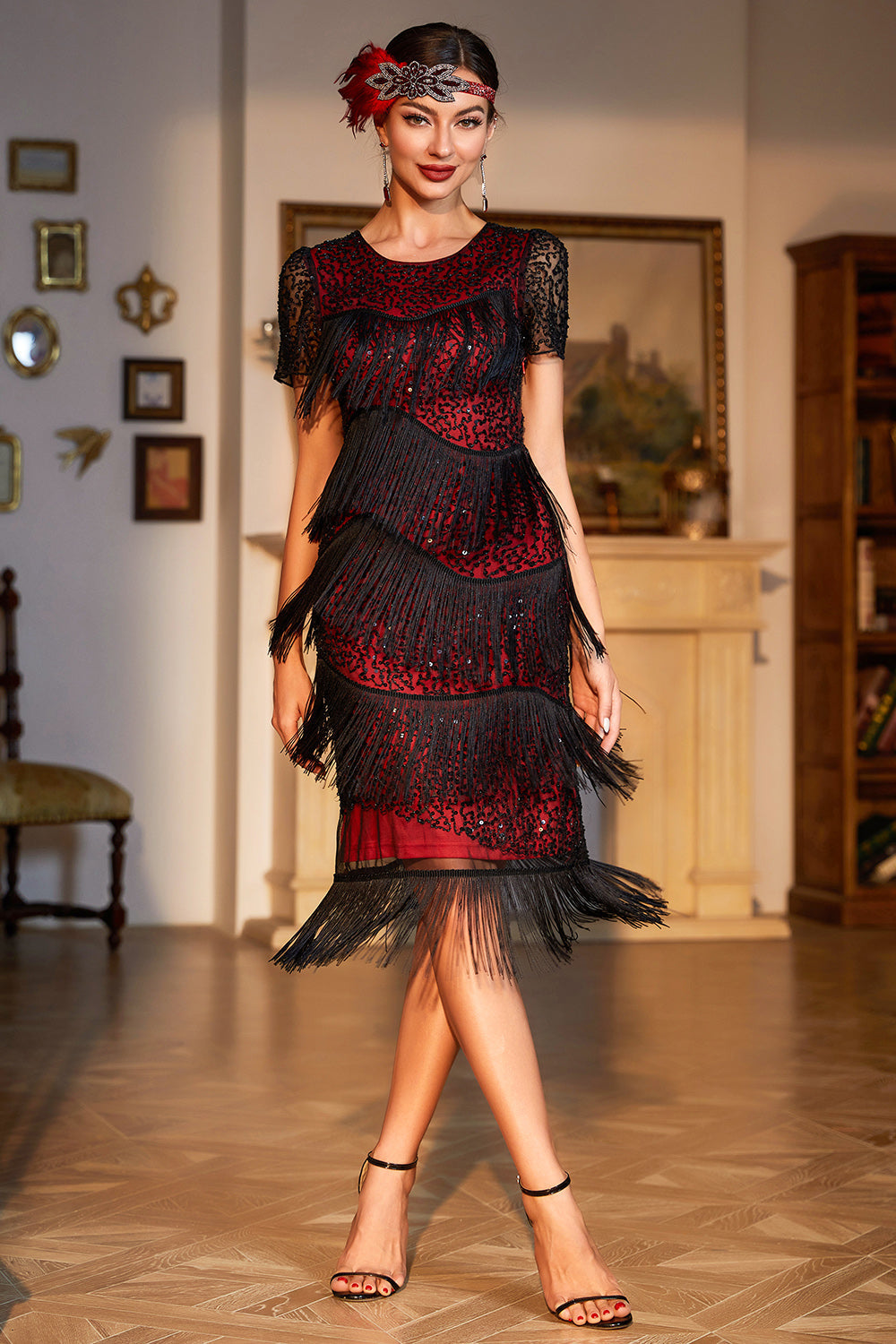 Juwelenausschnitt Schwarzes rotes perlenbesetztes Gatsby-Flapper-Kleid mit Fransen