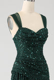 Dunkelgrünes Etui-glitzerndes, plissiertes langes Ballkleid mit Pailletten und Oberschenkelschlitz