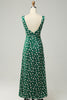 Laden Sie das Bild in den Galerie-Viewer, Grünes geblümtes V-Ausschnitt Brautjungfernkleid in Teelänge