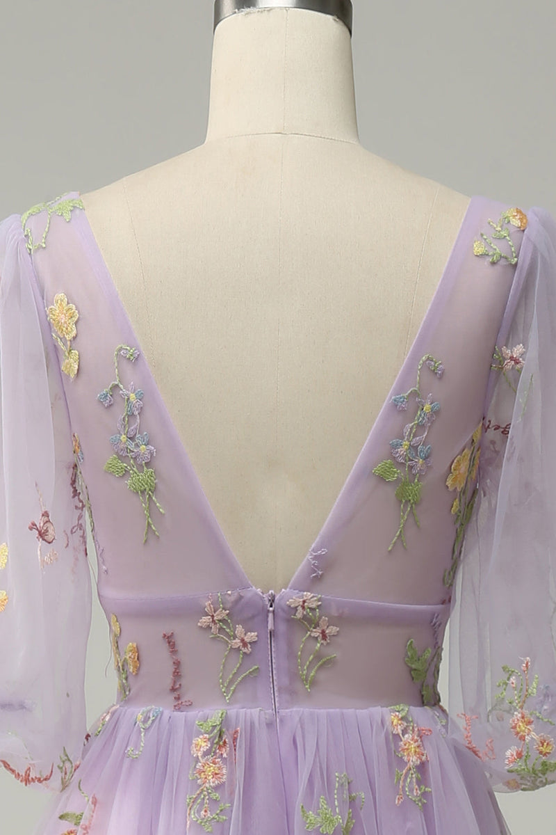 Laden Sie das Bild in den Galerie-Viewer, A-Linie V-Ausschnitt Stickerei Lavendel Langes Ballkleid mit kurzen Ärmeln