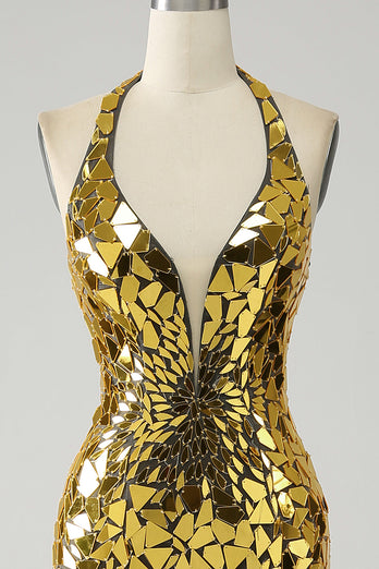 Goldenes Meerjungfrauen-Neckholder-Kleid mit tiefem V-Ausschnitt und rückenlosem Spiegel für den Abschlussball mit hohem Schlitz