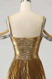 Atemberaubendes schulterfreies goldenes langes Ballkleid mit Schlüsselloch