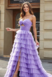Lila Tüll-A-Linien-gestuftes langes Ballkleid mit Accessoires
