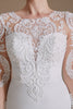 Laden Sie das Bild in den Galerie-Viewer, Weißes Meerjungfrau Hochzeitskleid mit langen Ärmeln und Schleppe und Spitze